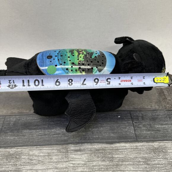 How To Train Your Dragon Toothless Pillow Pet 2020 Dreamworks {DD} - Picture 14 of 16